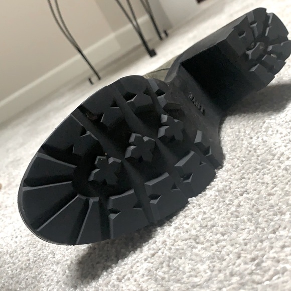 Frye Myra Lug Combat Boot, Olive Green Suede, Women’s Size 7 - Picture 4 of 6